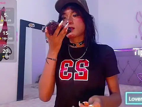 Show de moonlyvelvet na webcam