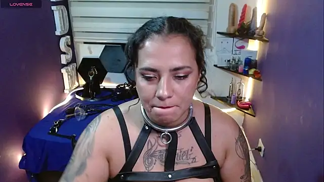 Alexa_Slavehot777's Live XXX Chat