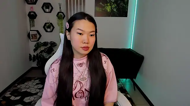 LunaPurrr Chat XXX in diretta