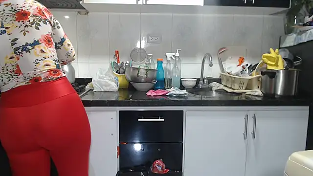 kateleyagrey Adlı Modelin Canlı XXX Sohbeti