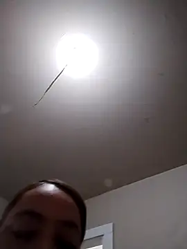 sweetandspicyyy Show in webcam