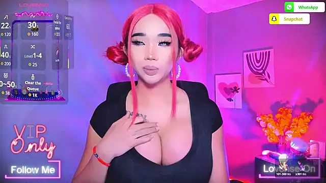 Show modela _prettyjawdropper_ na web-kameri