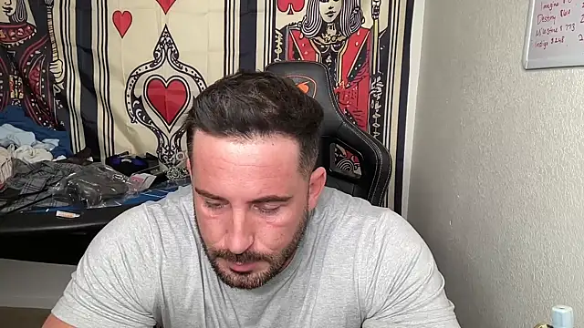 brettmycles28's Webcam Show