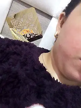 Beerrry Chat XXX live