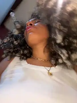 Belkaj Adlı Modelin Web Kamerası Şovu