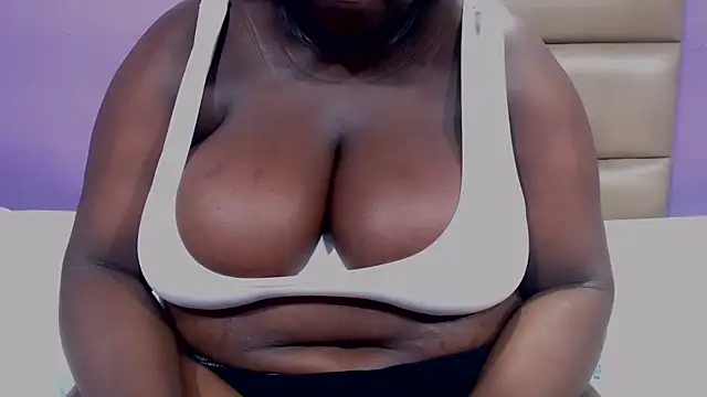 DARKGIANTMELANINn Live XXX chat