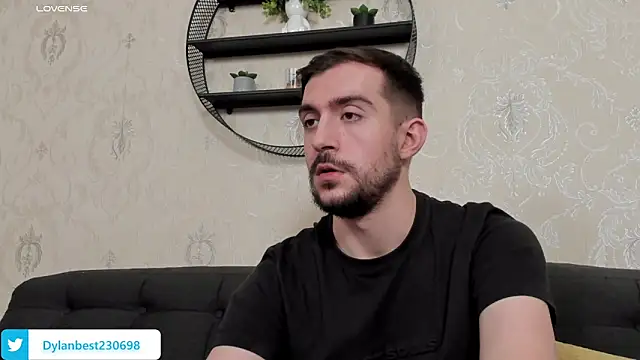 Dylan_Best Adlı Modelin Canlı XXX Sohbeti