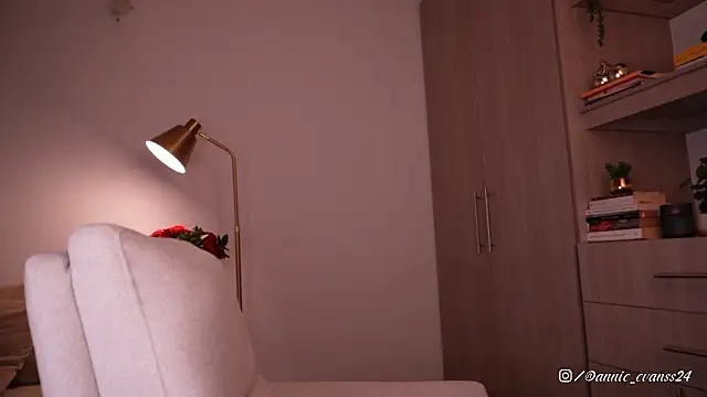 annie24_evansn Live XXX chat