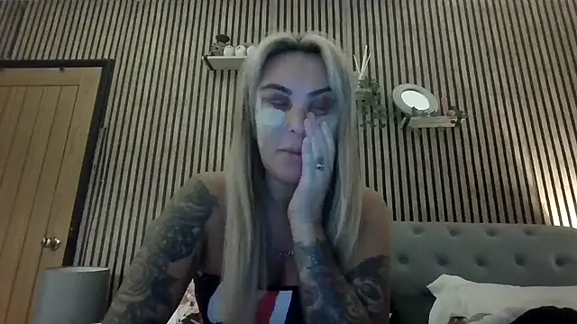 poppyinga1 – Naživo XXX chat