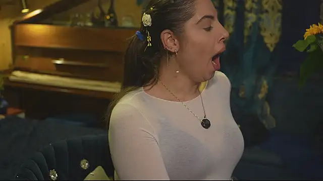 VanessaDoyle élő XXX-chatje