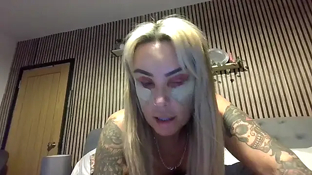 poppyinga1 – webcam-show