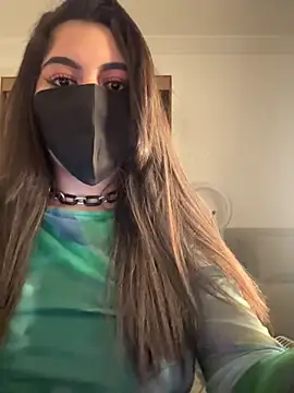 Hot-Sarah-arab Webcam-Show