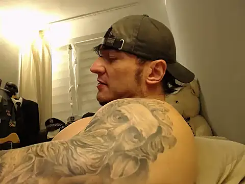 แชท XXX สดของ ballardbret