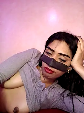 ---sophia--- Live XXX-Chat