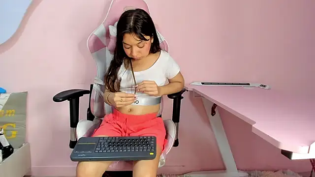 Chat XXX ao vivo de CharlotteMuller