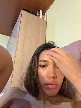 zoe_stormのウェブカメラショー