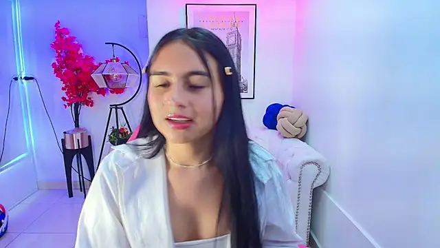 Pertunjukan Kamera Web Serena_jackson