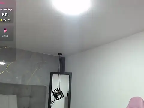 Ava_Stoneのウェブカメラショー