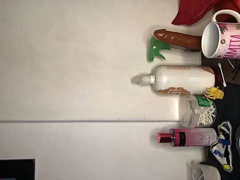 Czat XXX na żywo – luisahot_9727