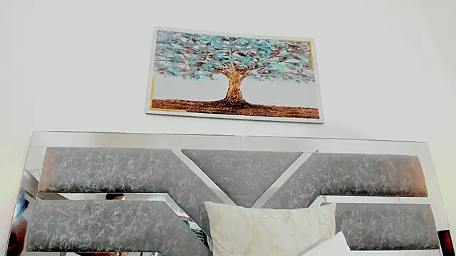 Slut_Milf_ élő XXX-chatje