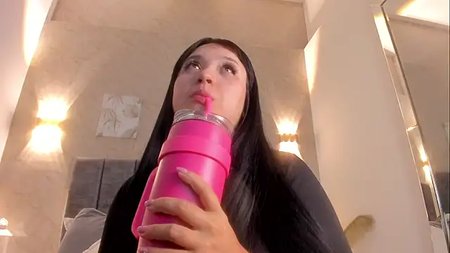 Lunaa_bellaa: απευθείας συνομιλία ΧΧΧ