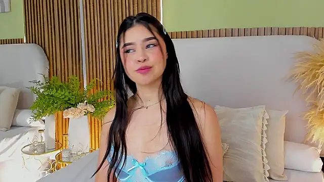 Chat +18 de CristalMayson ao vivo