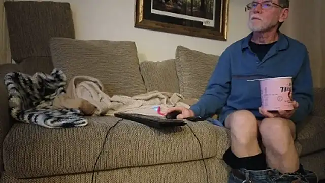 Chat +18 de CDforU ao vivo