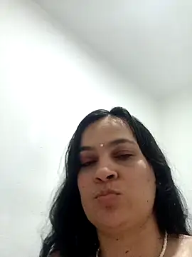 megan_milf79 即時 XXX 聊天