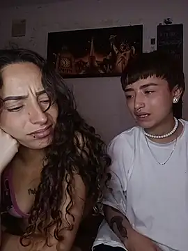 Chat XXX en directo de AlexxaAndRileyy