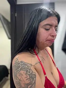 XXX chat uživo modela Devilsweet17