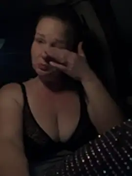 XXX chat uživo modela RagingRebecca