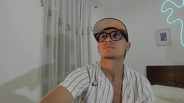 hardcoreheat_ind Live XXX-chat