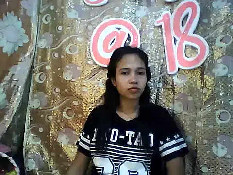 Chat +18 de PinaySkinnyGirl ao vivo