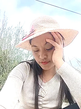 Chat XXX ao vivo de Alice-567