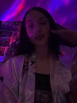 MissMidnightUK Adlı Modelin Canlı XXX Sohbeti