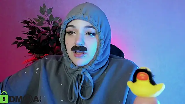 Mia_R0ss élő XXX-chatje