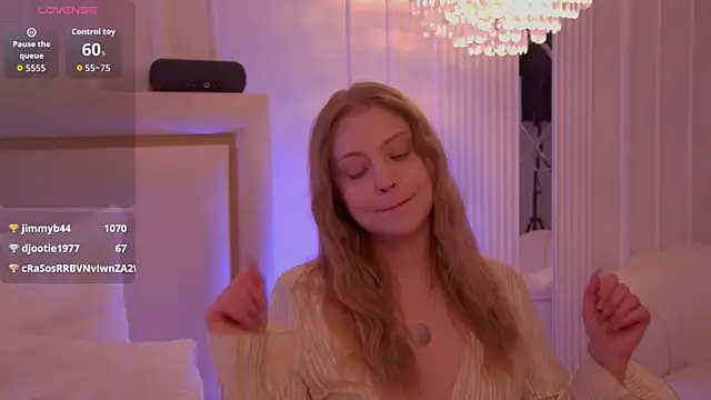 แชท XXX สดของ MollyHilton