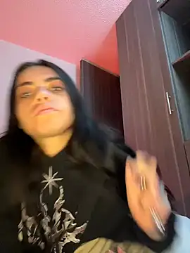 Chat +18 de i_am_nina_ ao vivo