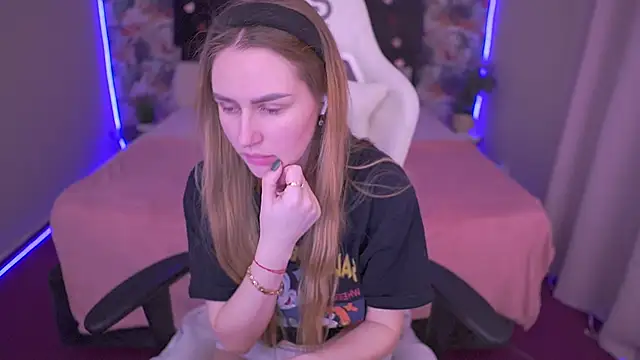 GabriellaJass élő XXX-chatje