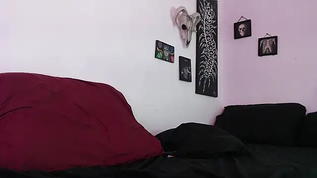 XXX chat uživo modela Valakiablood