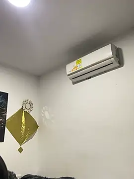 SaharQamar Adlı Modelin Canlı XXX Sohbeti