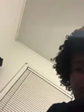 pussyeater_-n Live XXX chat