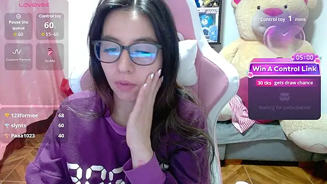 XXX chat uživo modela Maggie_Fox3