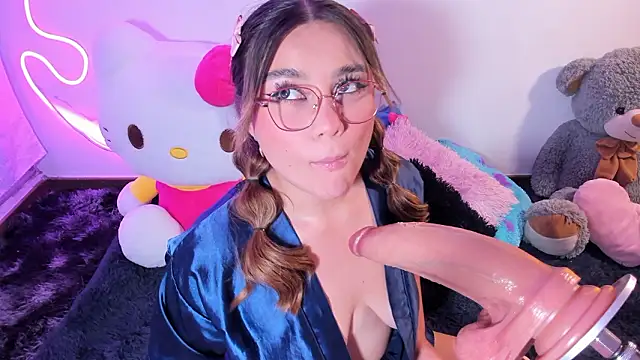 CassieBigass_ Show in webcam