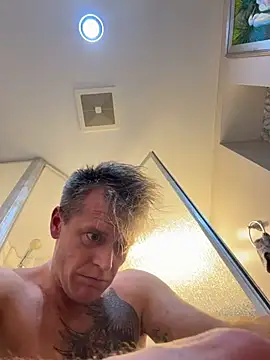 Chat XXX ao vivo de DILFiGuess1