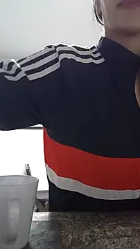 saray_reesee 现场XXX聊天