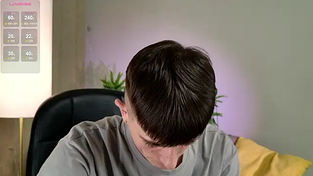 Chat XXX ao vivo de Rony_Joy