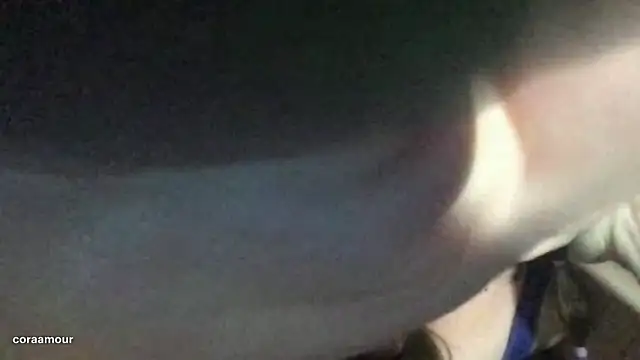 itscoraamour Show in webcam