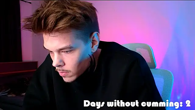 دردشة DENIS_HERE الجنسية المباشرة