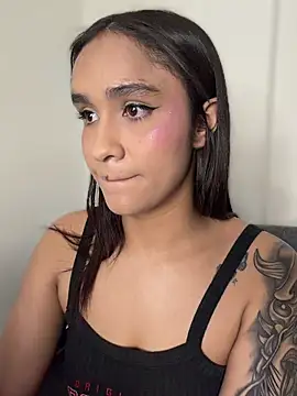 Isabella-Teen: онлайн-секс-чат